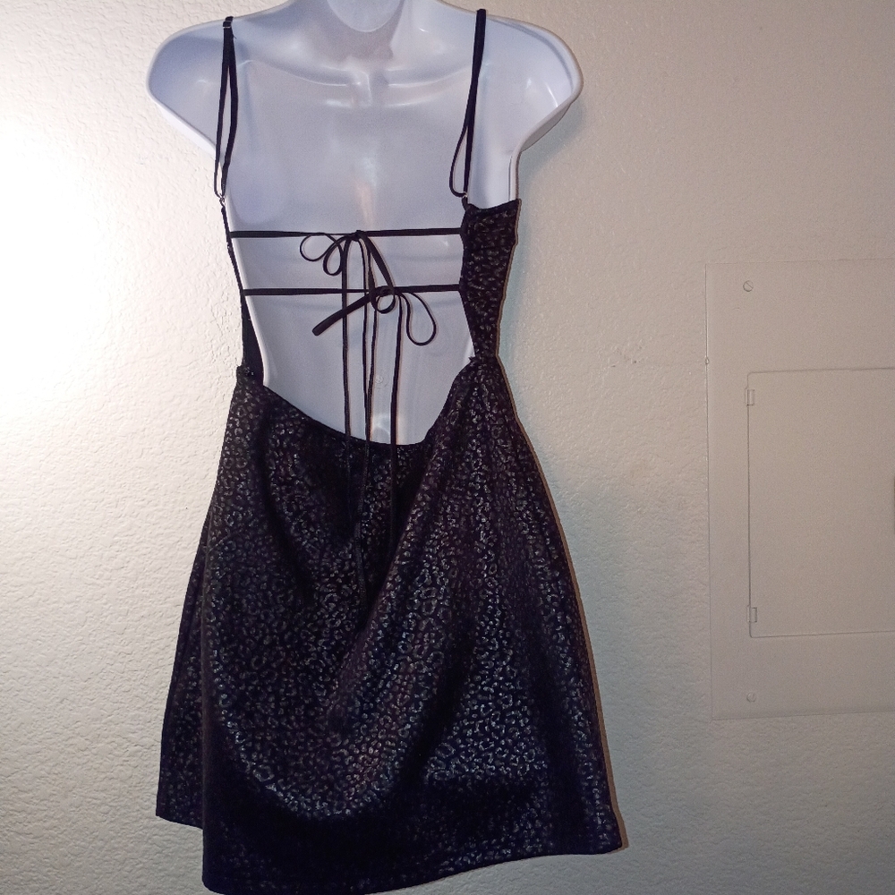 Urban Outfitters Black Leopard Print Dress Backless Size Medium - Picture 6 of 15